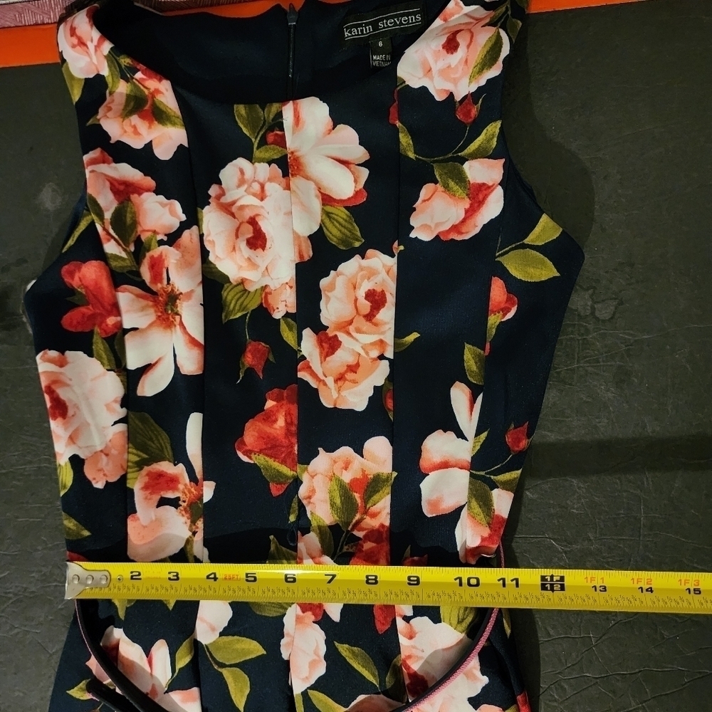 Karin Stevens Sleeveless Floral Dress Zip In Back Size 6 With Belt - Picture 10 of 10
